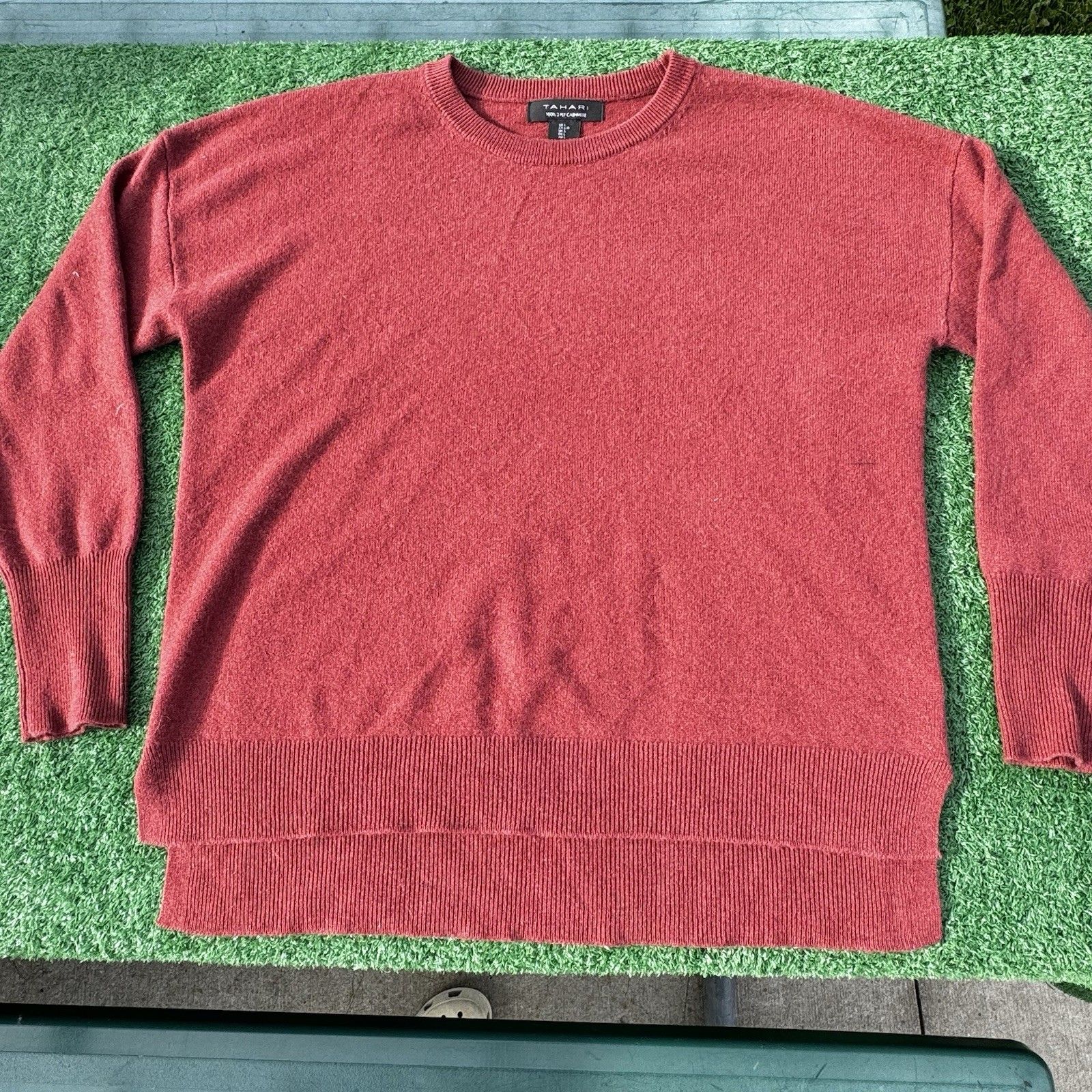 Tahari 100% Cashmere Sweater Womens L Red Crewneck Luxury Knit Pullover